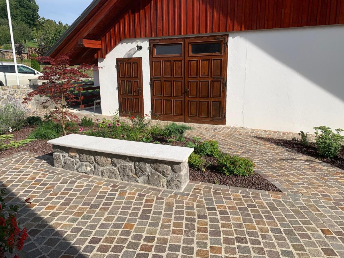 Zigon Bed & Breakfast Logatec Esterno foto