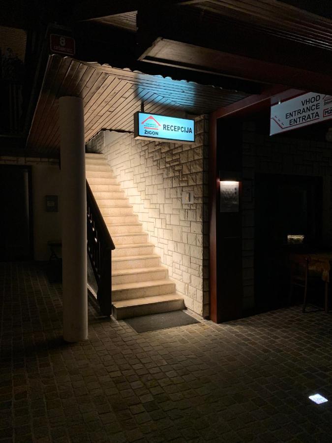 Zigon Bed & Breakfast Logatec Esterno foto