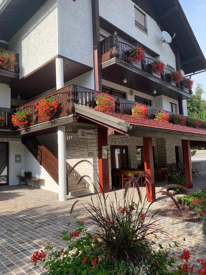 Zigon Bed & Breakfast Logatec Esterno foto